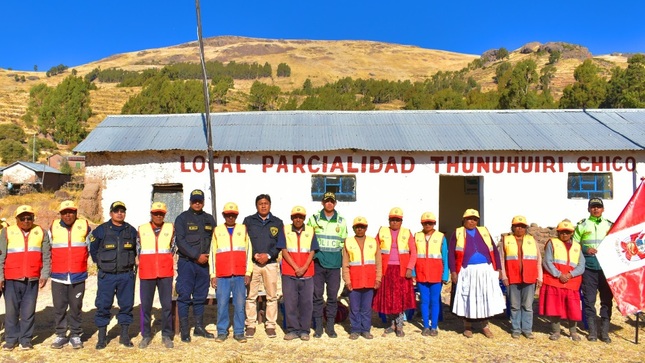 Junta vecinal de la parcialidad Tunuhuiri chico del C.P. de Ichu renueva su compromiso con la seguridad ciudadana