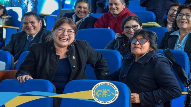 La Oficina de Recursos Humanos a través del Área de Capacitación, realizó la jornada denominada “Motivación Laboral y Compromiso con la Calidad de Atención al Usuario”.