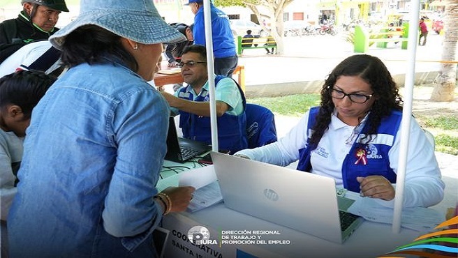 La Dirección de Trabajo y Promoción del Empleo Piura (DRTPE), dirigida por el abog. Jorge Olaya Ramos, en articulación con la Municipalidad Distrital de Castilla, dispuso de más de 300 puestos laborales correspondientes a más de 20 empresas,