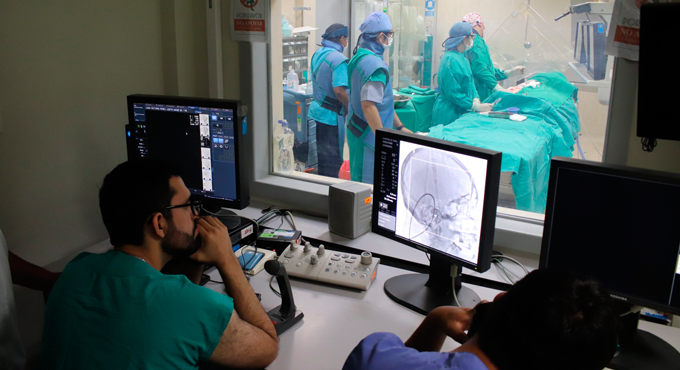 Salvamos la vida de adolescente con sangrado cerebral