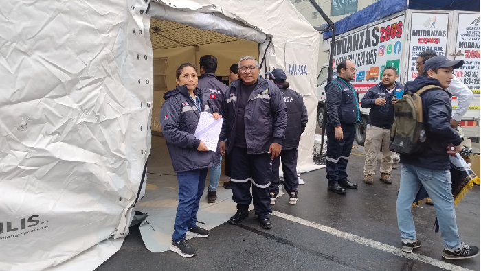 Desfile por fiestas patrias: participación de nuestra brigada de emergencia y desastres
