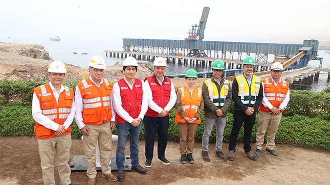 Arequipa: Ministro del MTC y embajadora de EE. UU. supervisan operaciones en el Terminal Portuario de Matarani