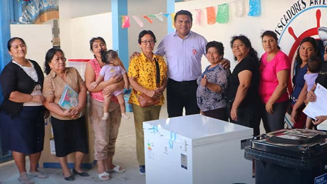 Municipalidad implementa con kits de cocina comedor popular en sector Puerto Nuevo 
