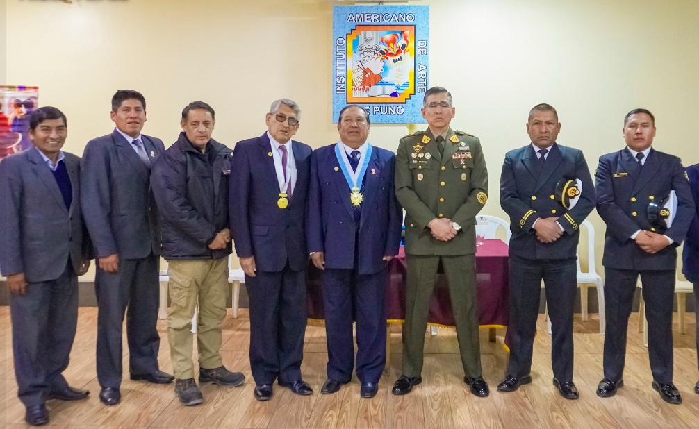 Municipalidad provincial participa del "Homenaje al 203 aniversario de la independencia del Perú"
