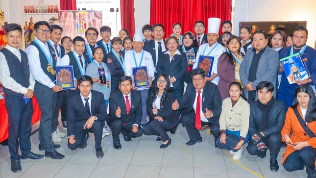 Revalorando los productos andinos se desarrolló el primer gran concurso regional de promoción e innovación de bebidas tradicionales 