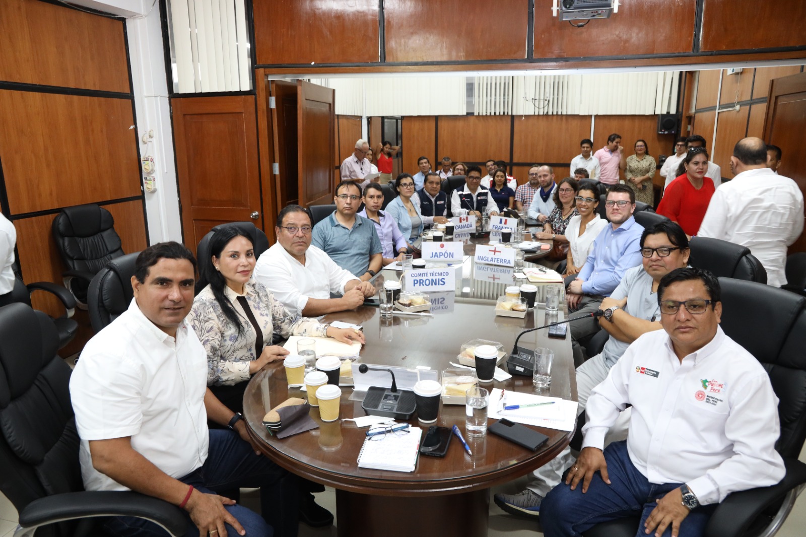 Gobernador Luis Neyra participará en firma del contrato con el reino unido para construcción de Hospital de Alta Complejidad