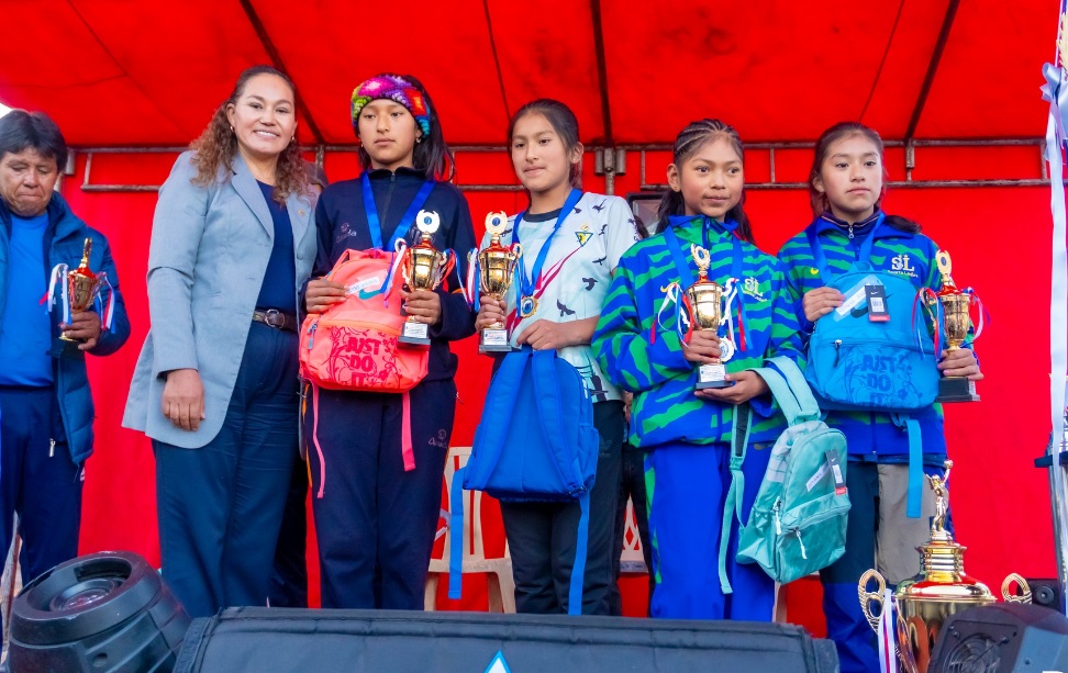 Concejo municipal presente en la clausura del XVIII Campeonato Copa Alto Laykacota 2024
