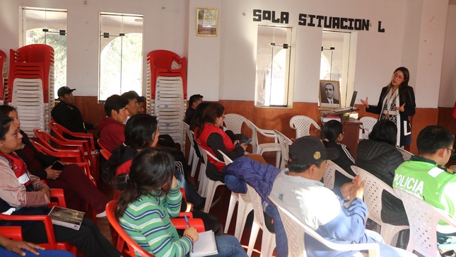 SNEJ Urubamba capacitó a integrantes de la Instancia Distrital para erradicar la violencia en Huayllabamba