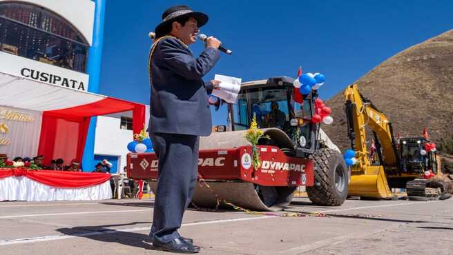Entrega y Bendición de las maquinarias