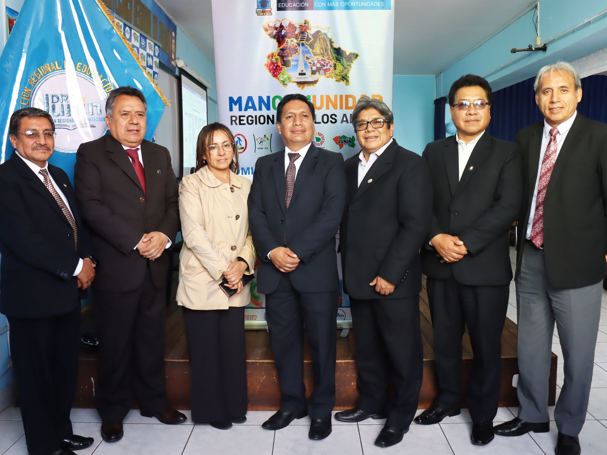 Directores de Educación de las regiones de Ayacucho, Apurímac, Huancavelica, Ica, Junín y Cusco; asimismo Gerente de Desarrollo Social de Junín.