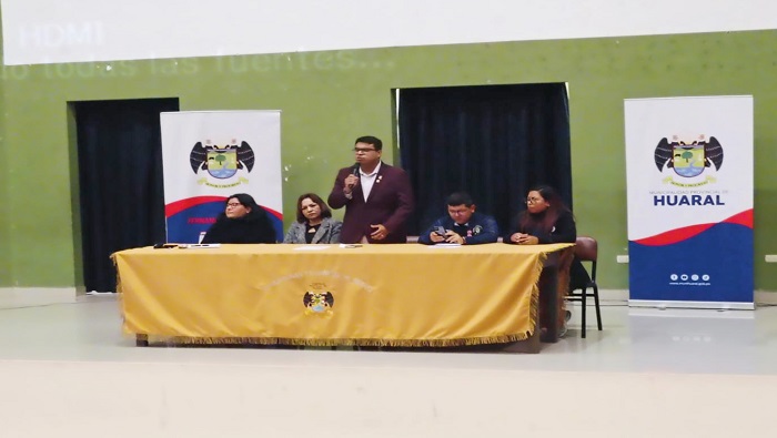 Contin煤an las acciones para fortalecer la educaci贸n en Huaral
