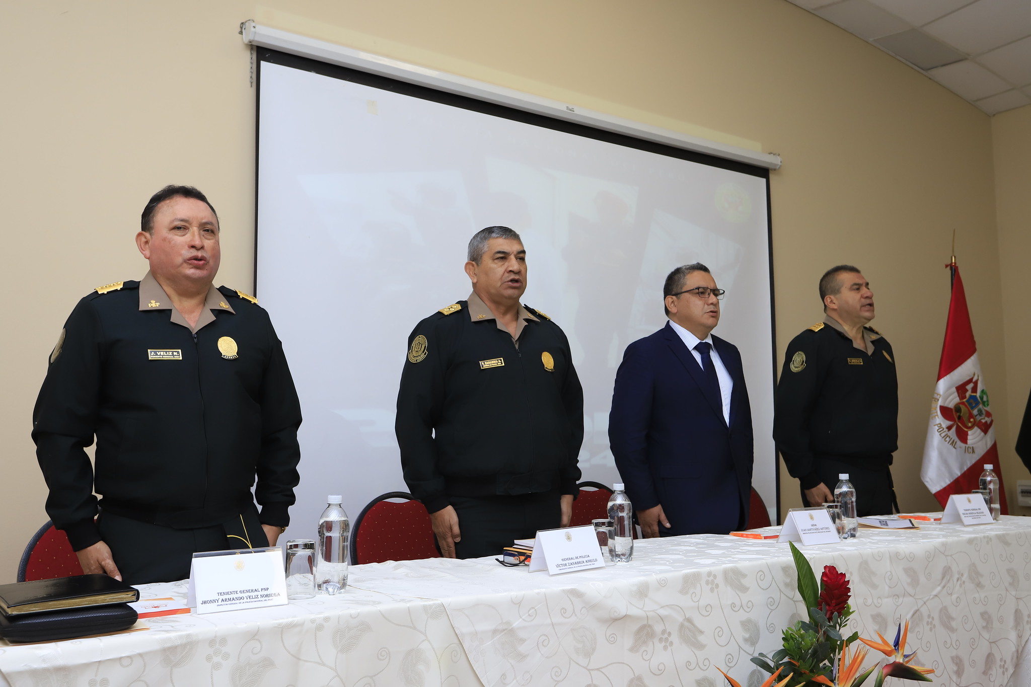 En III Reunión del Comando de la PNP 2024, realizada en Ica, resaltó la necesidad de fortalecer a la PNP a fin de cumplir las metas trazadas en materia de seguridad ciudadana.
