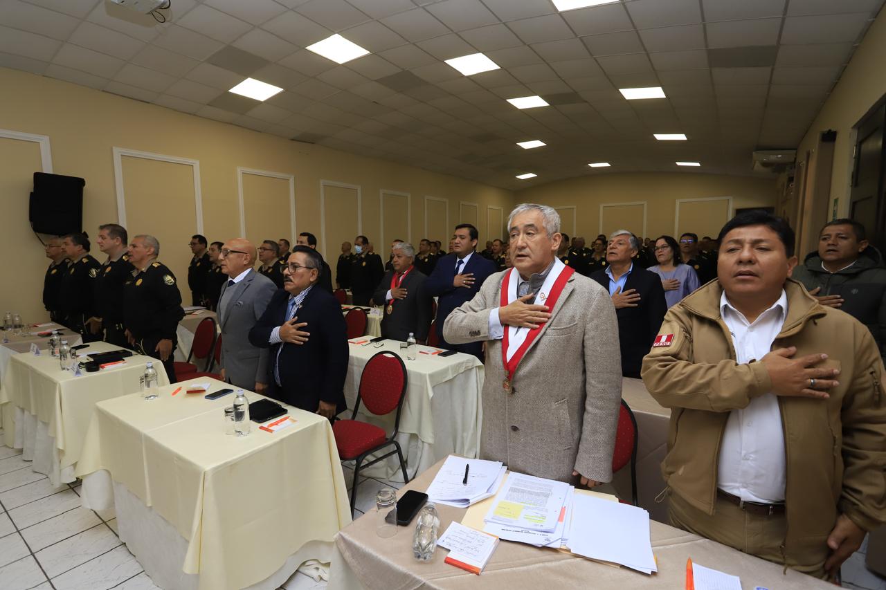 En III Reunión del Comando de la PNP 2024, realizada en Ica, resaltó la necesidad de fortalecer a la PNP a fin de cumplir las metas trazadas en materia de seguridad ciudadana.