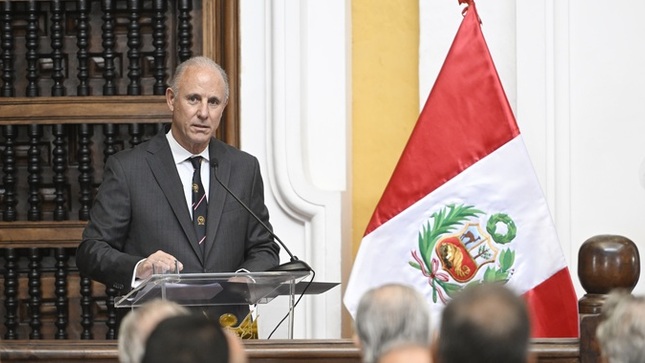 En aniversario institucional el canciller reconoció el papel crucial de MRE en la defensa y promoción de los intereses prioritarios del Perú