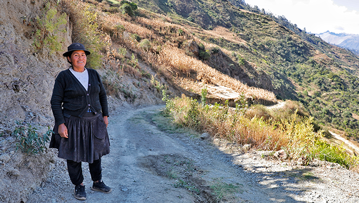 VRAEM CAMINO HUANCAVELICA