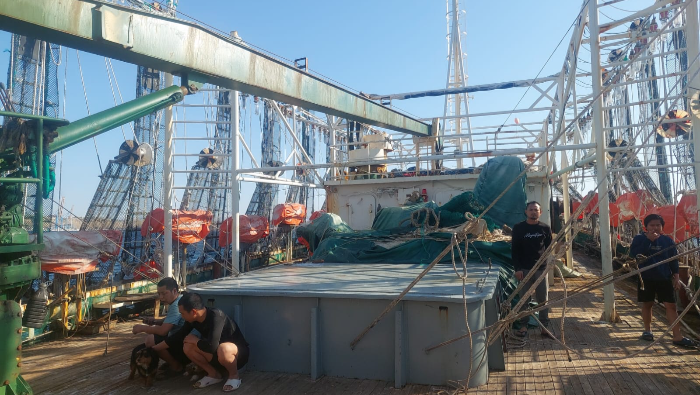 PRODUCE fiscalizó embarcación extranjera que arribó al puerto de Paita