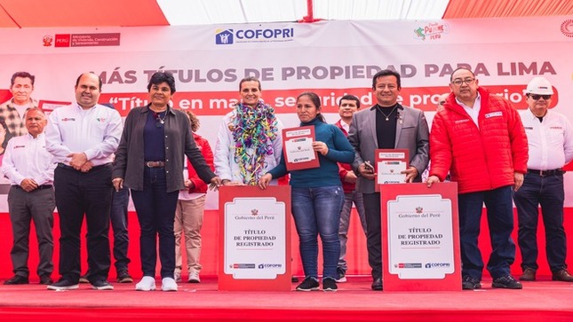 Entre 2023 y junio del 2024, Cofopri ha entregado cerca de 71 mil títulos a nivel nacional, en el marco de la campaña gratuita: "Título en mano, Seguridad de Propietario".
