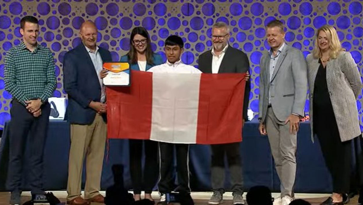 Rodrigo Pérez Vilca obtuvo el 6to lugar en el Campeonato Mundial de Microsoft Office 2024