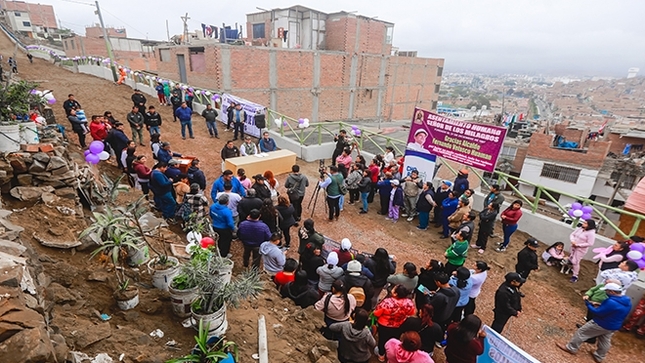 Muro para la protección de los vecinos de la parte alta de Chorrillos 
