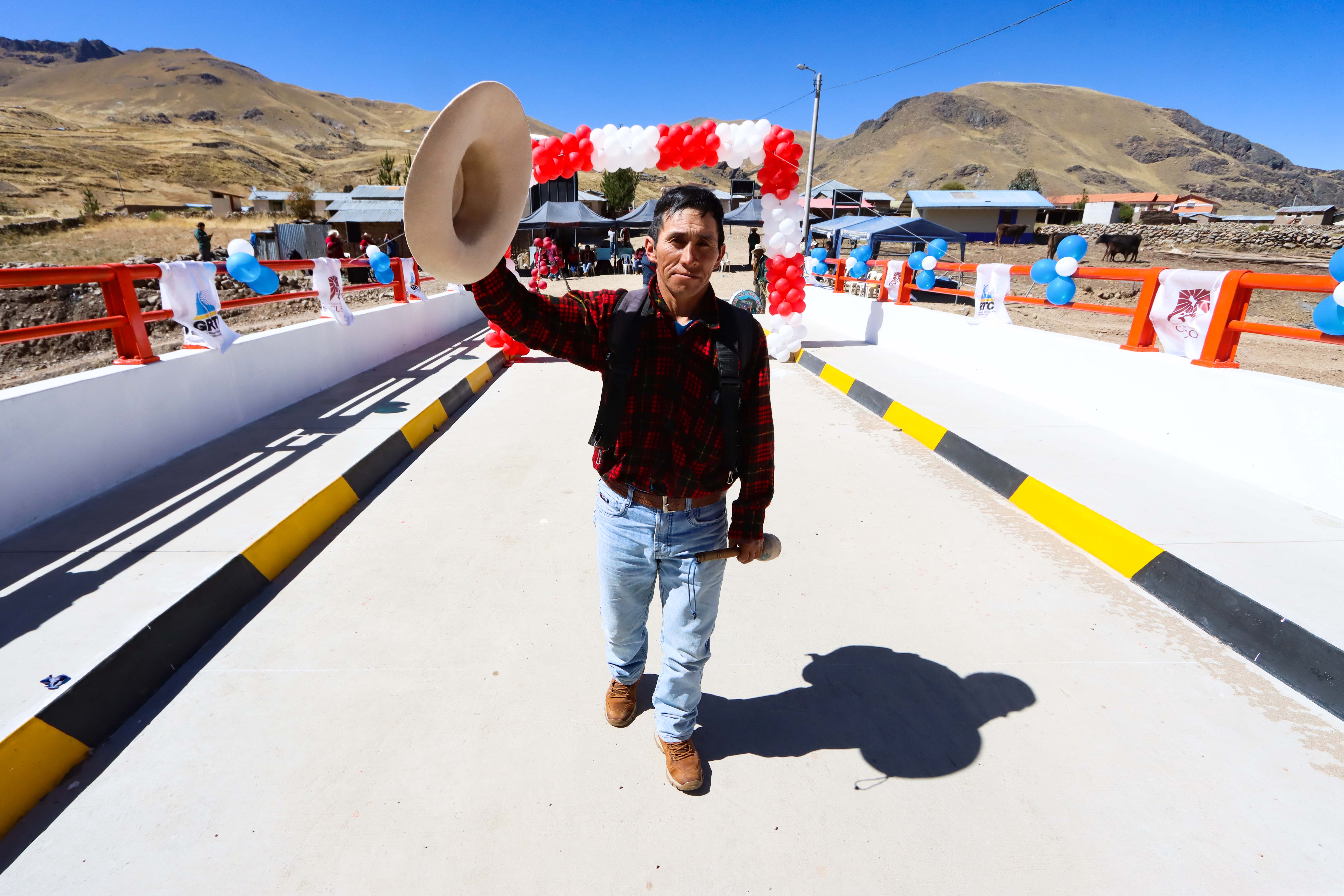 Entregamos Esperanza: Werner Salcedo Álvarez Inauguró Puente Punco En Velille Chumbivilcas