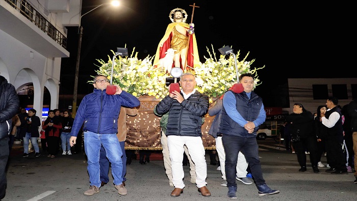 ceremonia y procesión en honor a San Juan Bautista