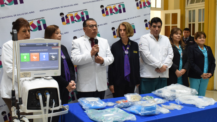Donan ventilador mecánico que ayudará a cerca de 60 pacientes con cáncer en el INSN Breña