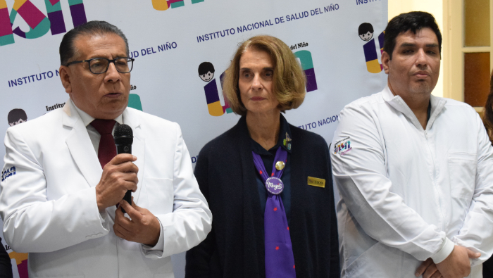 Donan ventilador mecánico que ayudará a cerca de 60 pacientes con cáncer en el INSN Breña