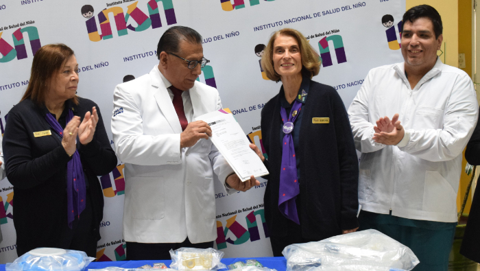 Donan ventilador mecánico que ayudará a cerca de 60 pacientes con cáncer en el INSN Breña