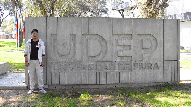 Becario en la UDP