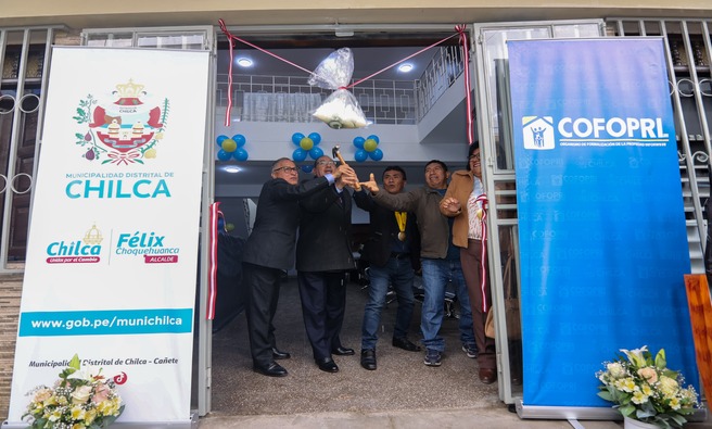 Brigadas del convenio COFOPRI - Municipalidad distrital de Chilca trabajarán 14 asentamientos humanos pendientes de titulación.
