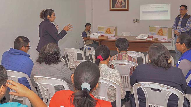 Municipalidad entrega equipos médicos a CENTROS DE SALUD JUAN VALER Y YACILA