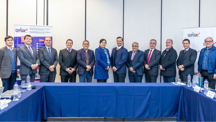 Participantes del Comite Multidisciplinario Conectividad y Tecnologías de la Información