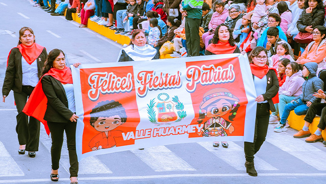 ¡Que viva el Perú! Que vivan los 203 años de independencia