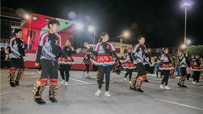 Huarmey rindió homenaje al Perú