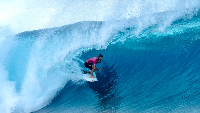 • Surfista disputó la medalla de bronce quedando en cuarto puesto.