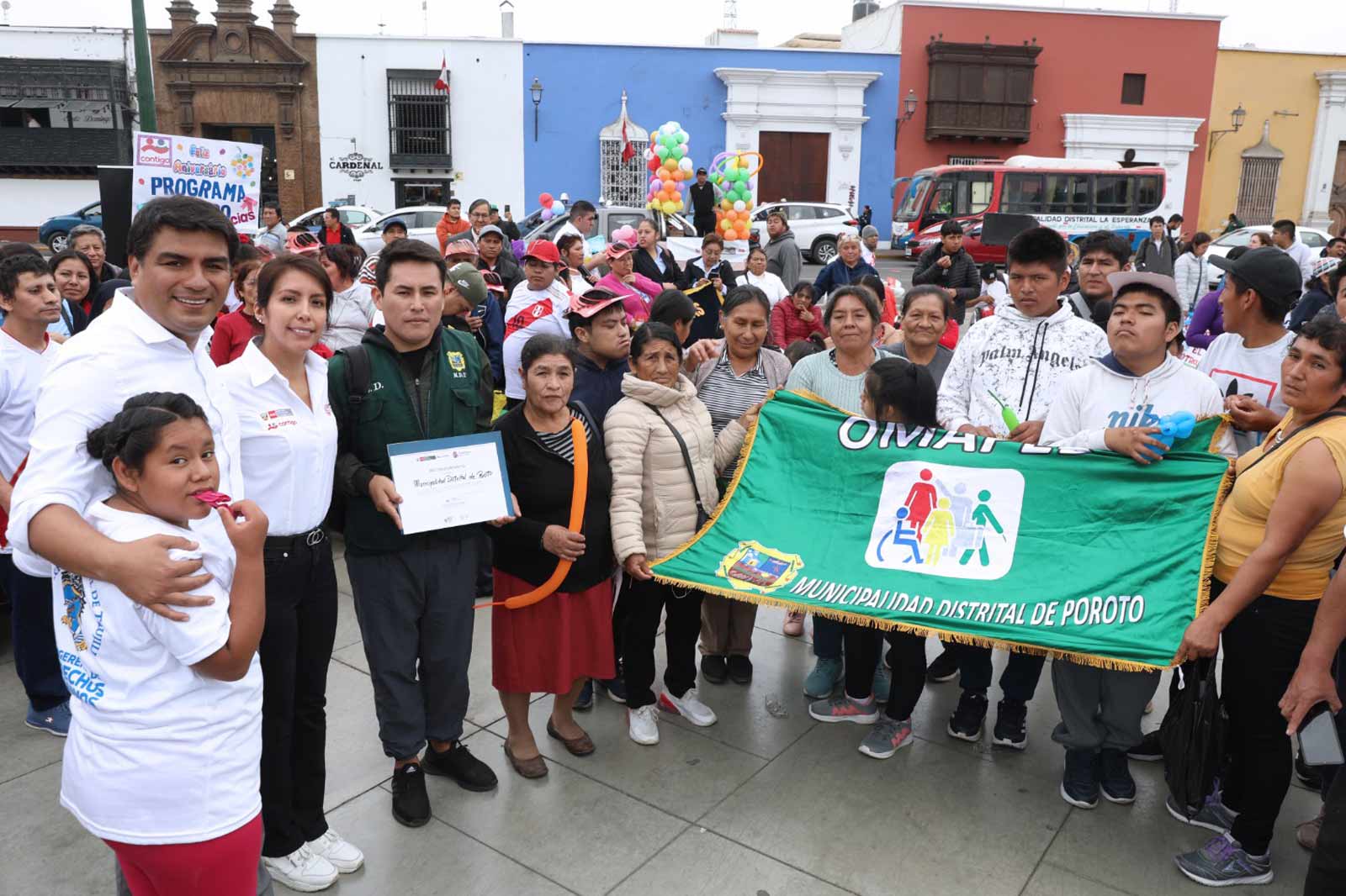 Programa Contigo inaugura semana de aniversario con pasacalle en La Libertad