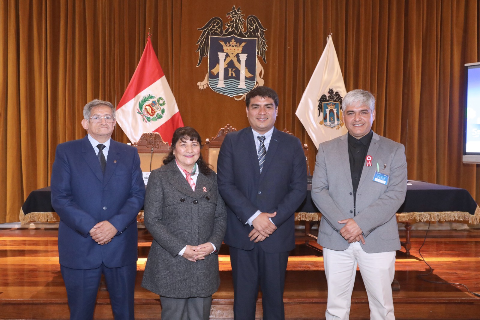 FUNCIONARIOS