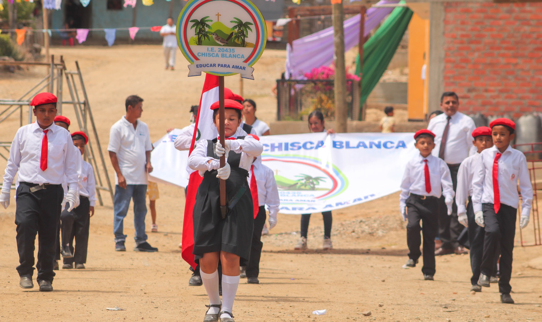 Alcalde Edin Sullón participa de inauguración de Parque Infantil "Fortaleza" en el Caserío Chisca Blanca.