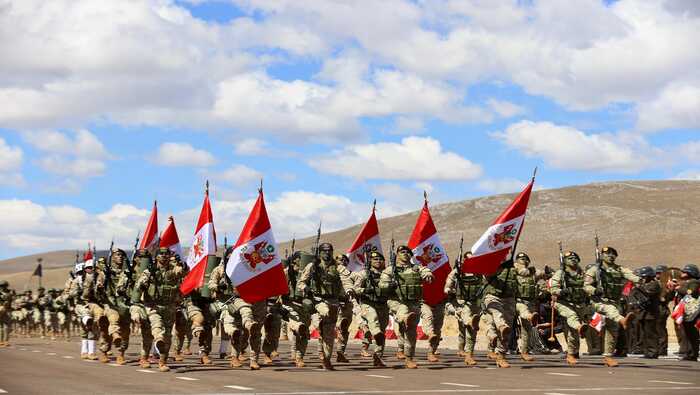 Ministro de Defensa participó en el Bicentenario de la Batalla de Junín