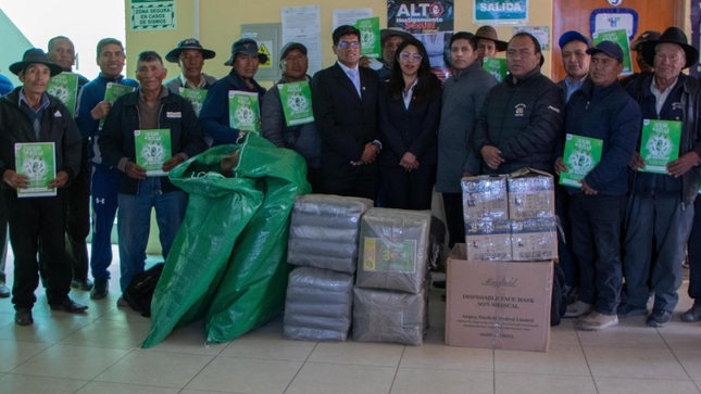 ¡Fortaleciendo la conservación de las playas! Municipalidad de Puno comprometida en el adecuado manejo de residuos sólidos