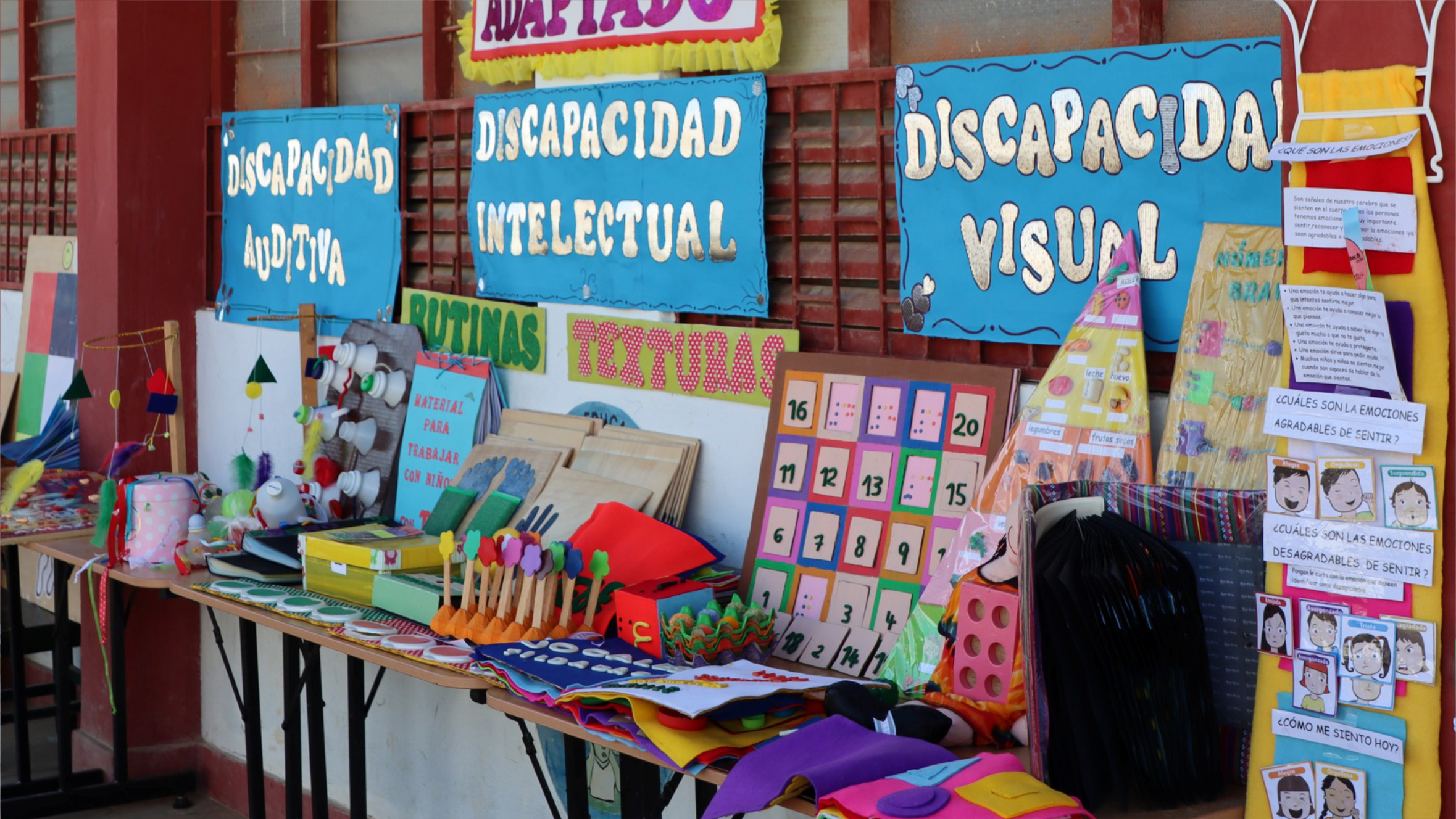 CREBE Amazonas Organiza Exposición de Materiales Educativos Adaptados para Estudiantes con NEE