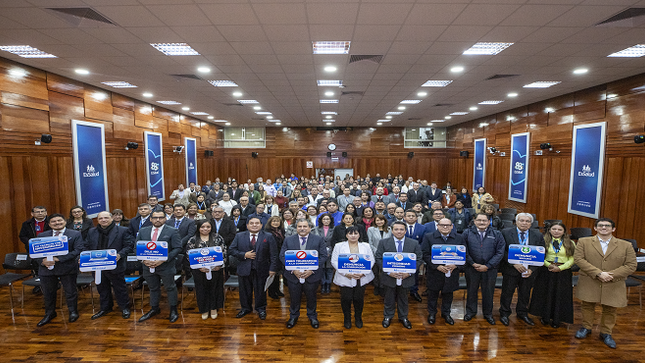 EsSalud refuerza su compromiso con la integridad y la transparencia