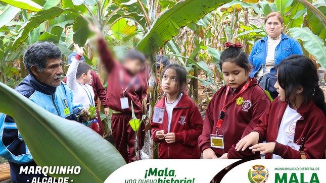 Visita del Colegio Particular Victoria Barcia Boniffati al Distrito de Mala