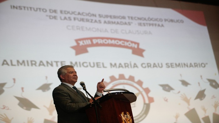 Más de 120 jóvenes que sirvieron a la Patria culminaron su carrera en el Instituto Tecnológico de las FF. AA.