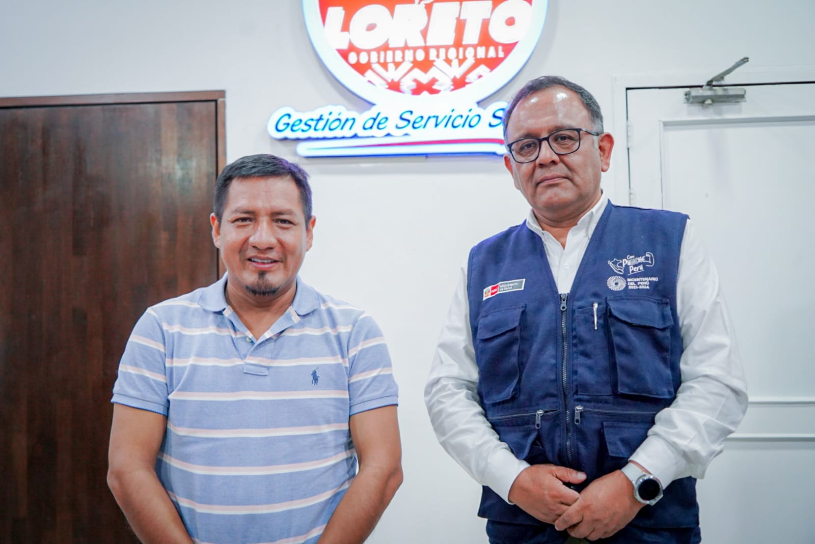 Gobernador Dr. René Chávez y viceministro buscan fortalecer SIS en Loreto.