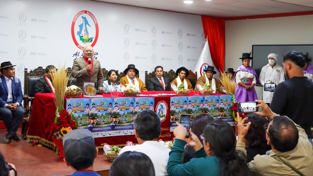 Realizan lanzamiento de Expoferia Agroganadera Allpachaka 2024 