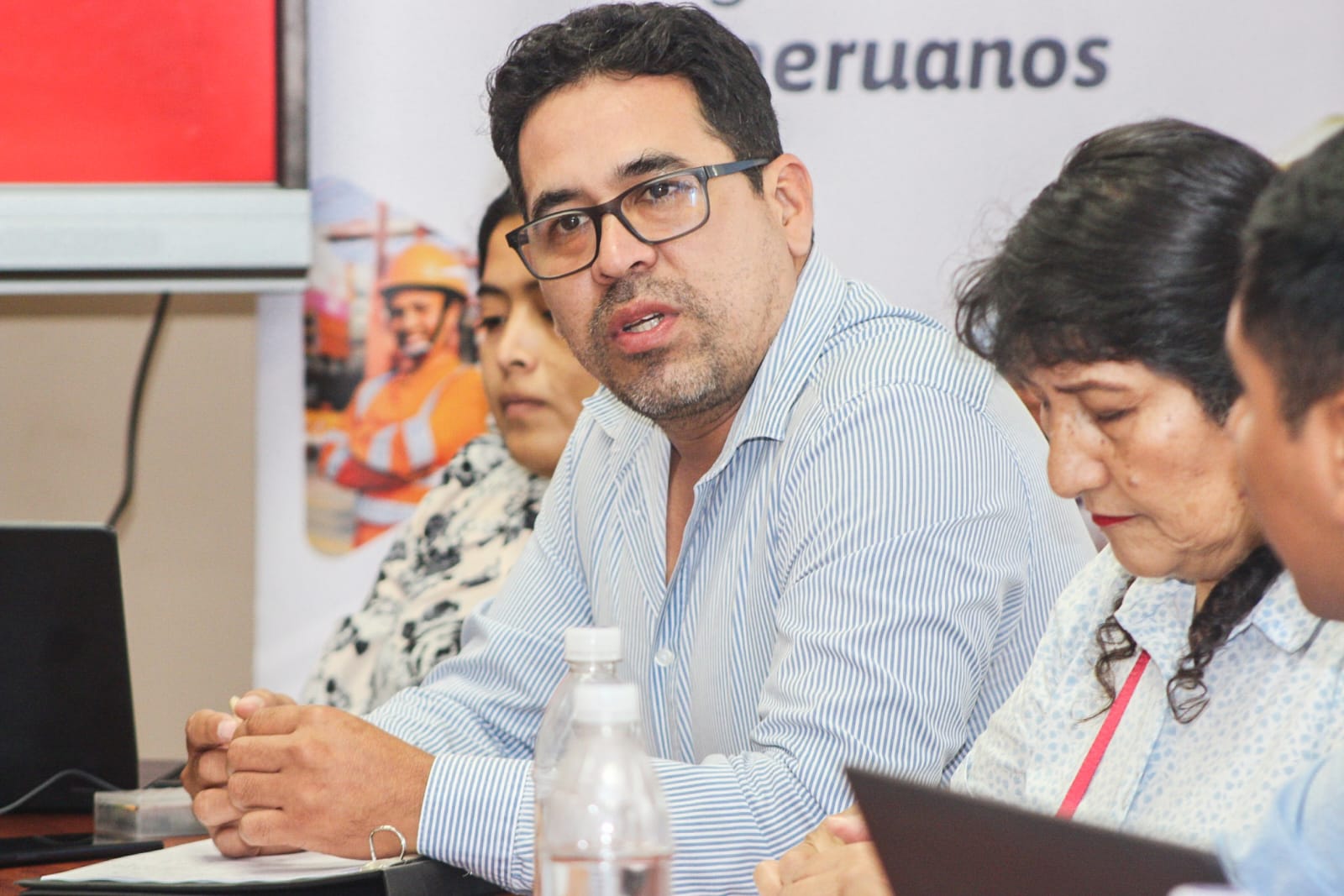 FUNCIONARIOS DE PROMOVILIDAD