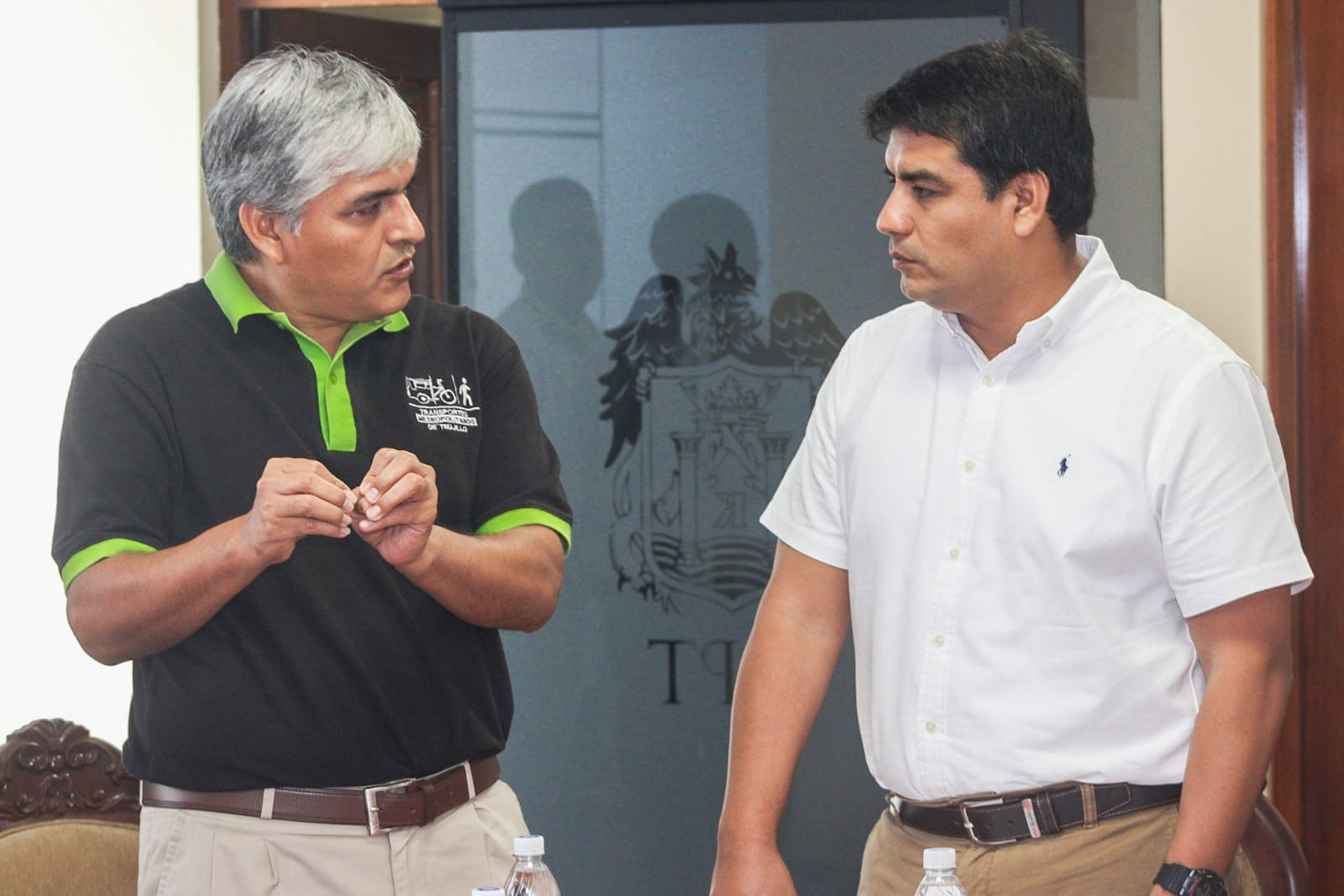 ALCALDE Y GERENTE