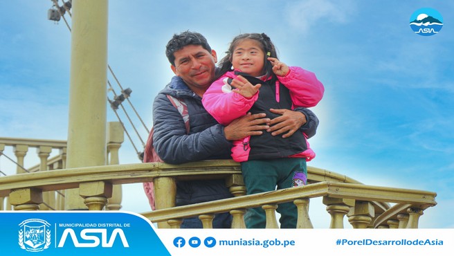 Los integrantes de la Oficina Municipal de Atención a las Personas con Discapacidad (OMAPED), disfrutaron de un inolvidable paseo al parque de las leyendas – sede Huachipa, gracias a la gestión de nuestro alcalde Isaias Alcántara.
En la actividad participaron más de 12 niños que fueron acompañados de sus padres y del personal municipal, que organizaron diferentes actividades recreativas con el fin de promover la integración y sano esparcimiento entre todos los niños participantes