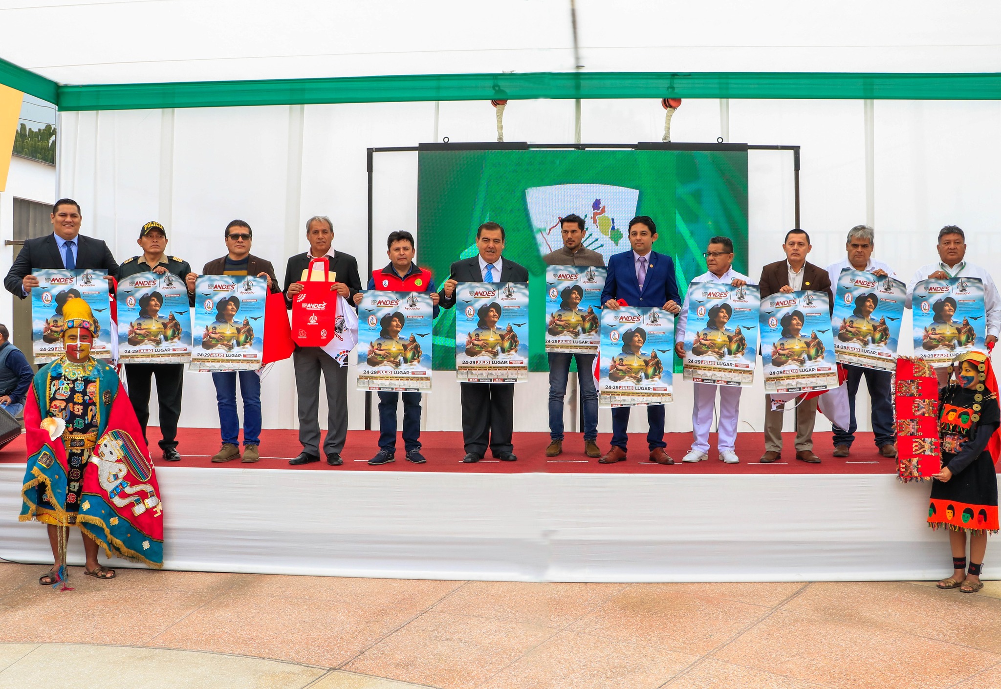 Fotografía protocolar Lanzamiento Regional de Expo Perú Los Andes - ICA